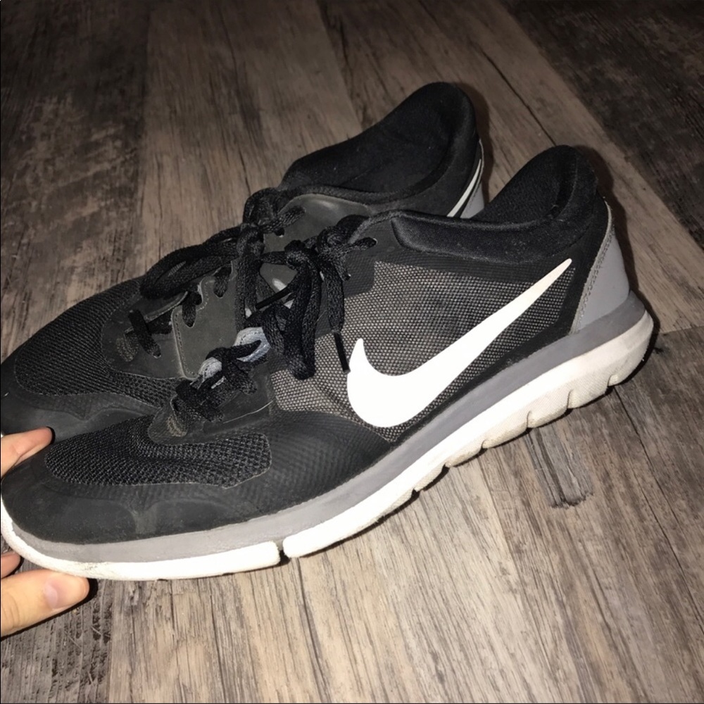 Nike Flex running shoes! Price negotiable